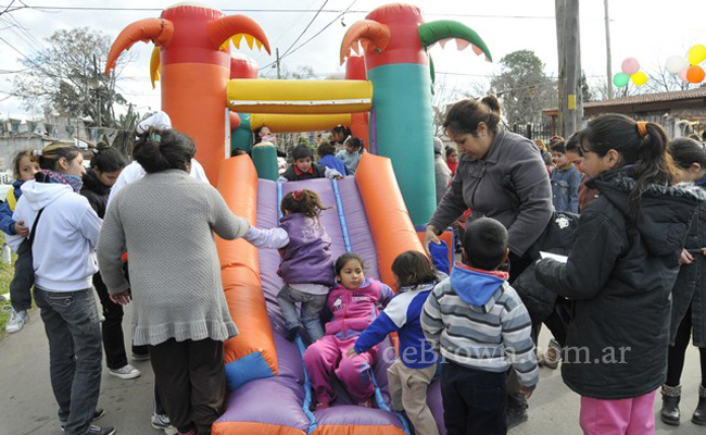 Siguen las actividades por el Mes del Niño - Noticias de Brown