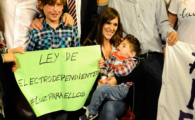 26_04_2017 _ Ley de electrodependientes en el Senado de la Nacion . FOTO PEDRO LAZARO FERNANDEZ tag abal medina