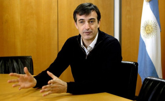 Randazzo pide discutir con todos